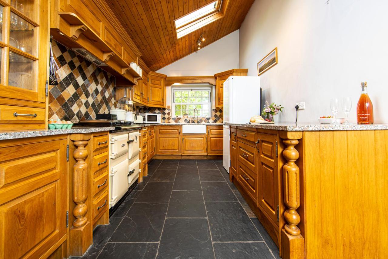 Swansea Valley Holiday Cottages Cilybebyll Ngoại thất bức ảnh