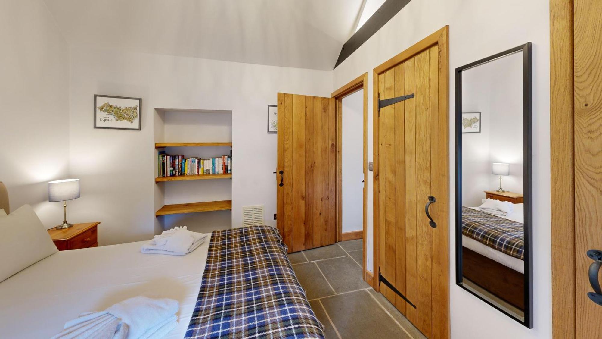 Swansea Valley Holiday Cottages Cilybebyll Ngoại thất bức ảnh
