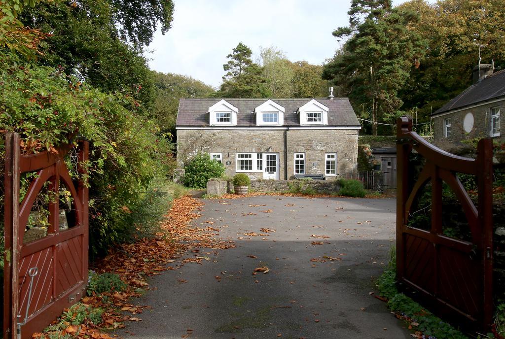Swansea Valley Holiday Cottages Cilybebyll Ngoại thất bức ảnh